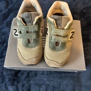 New balance toddler size 9 sneakers